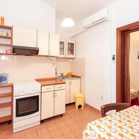 Apartment Podgora Апартаменты