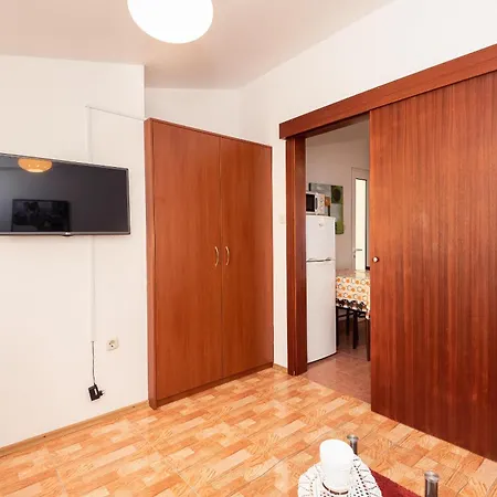 Apartment Podgora Подгора